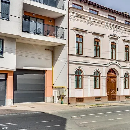 Ari Central Grand Apartments - Luxurious Stay Arad Exterior photo