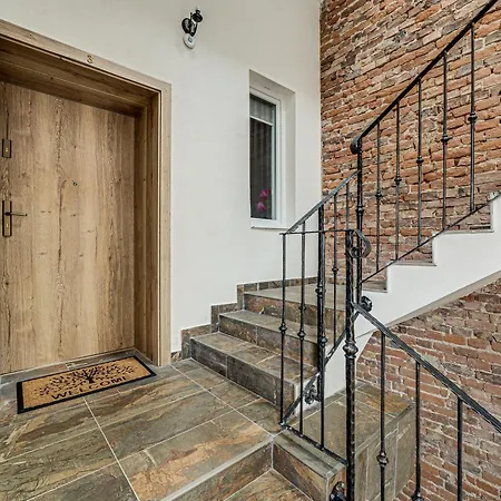 Ari Central Grand Apartments - Luxurious Stay Arad Exterior photo