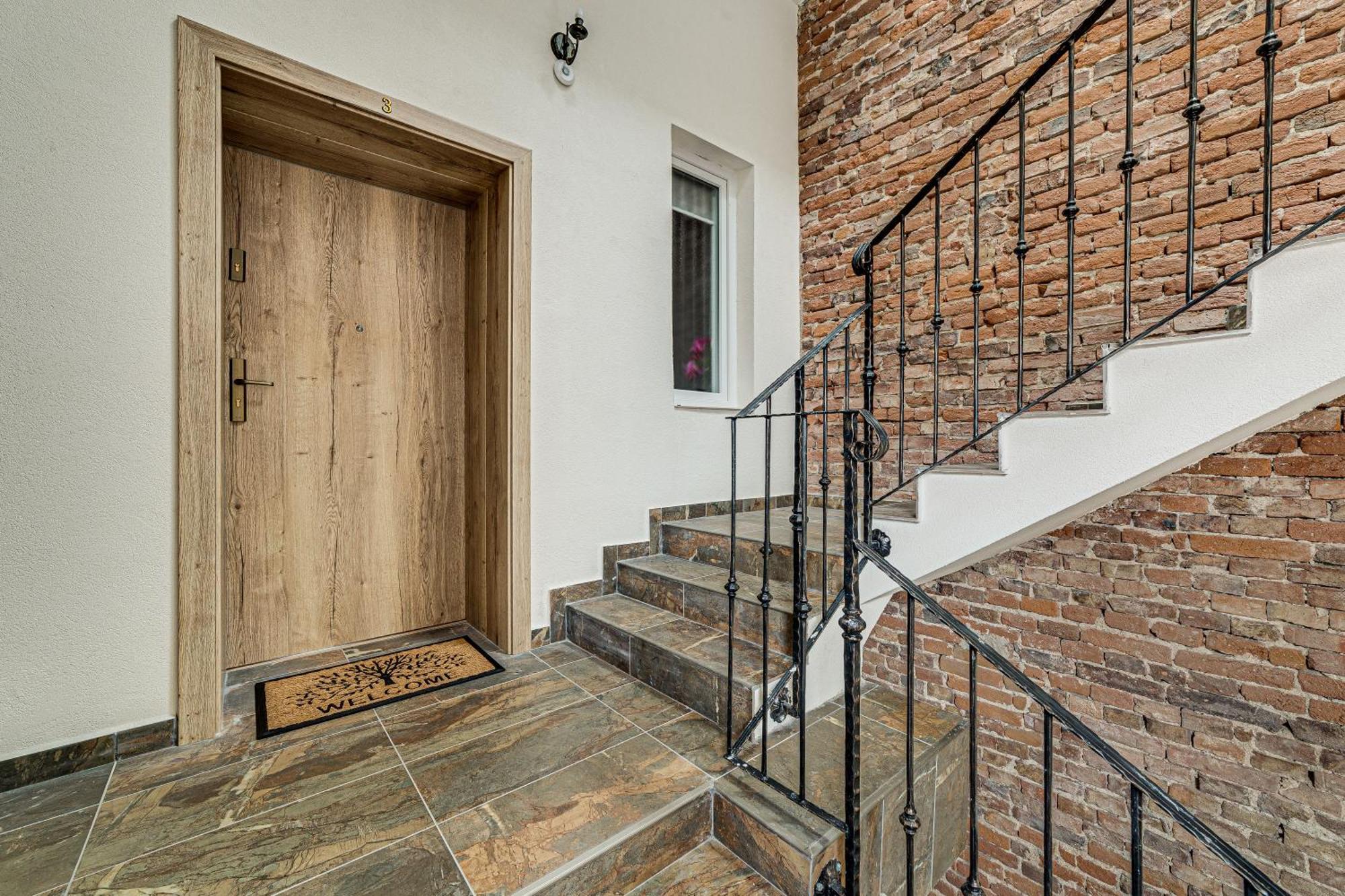 Ari Grand - Luxurious Apartment Arad
